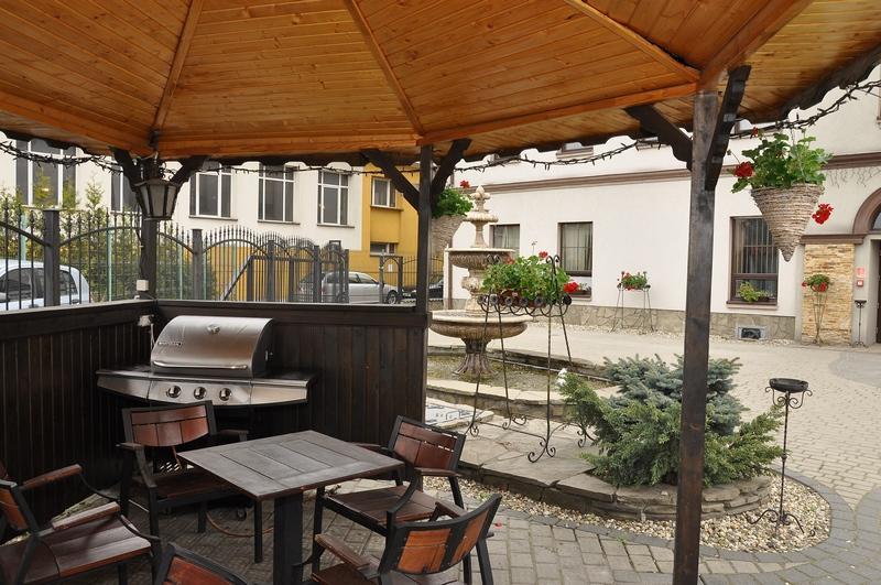 Stary Dwor Bed and Breakfast Żywiec Exteriör bild