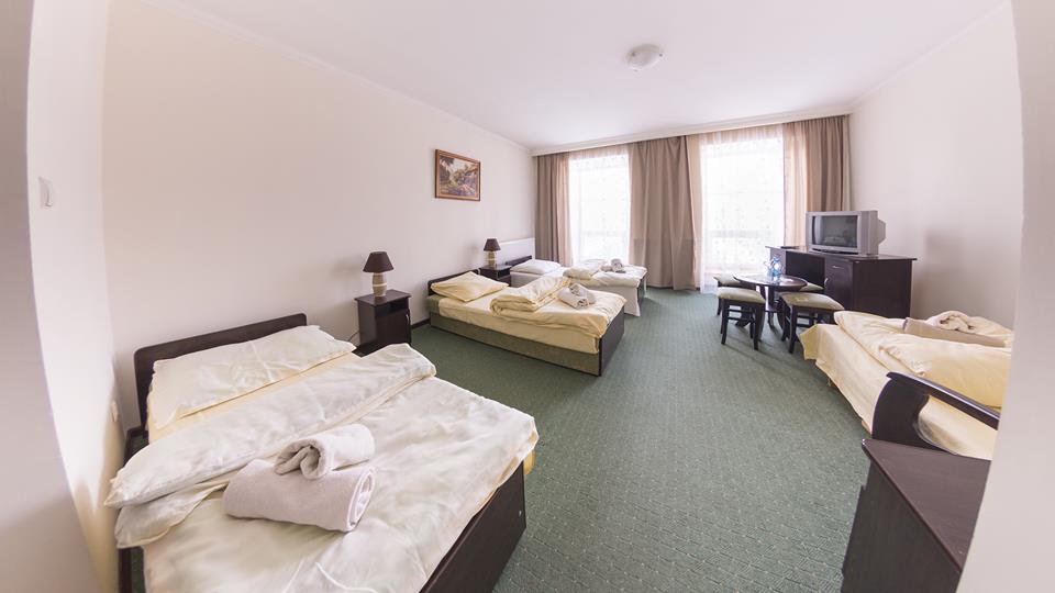Stary Dwor Bed and Breakfast Żywiec Exteriör bild